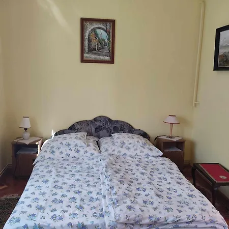 Pipacs Haz Feriehus *